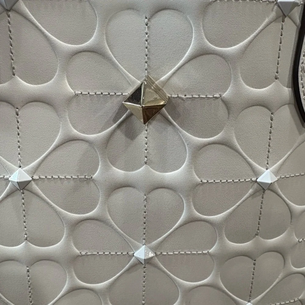 EUC Kate Spade white tote - Picture 2 of 16